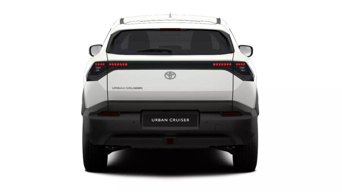 Toyota Urbancruiser 128kW Design 61kWh 5dr Auto Electric Estate - Image 3
